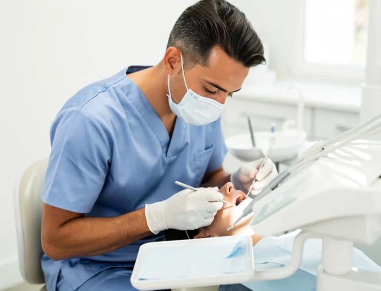Dentista servizio a Caltanissetta